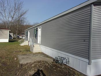 Thumbnail of mobile home