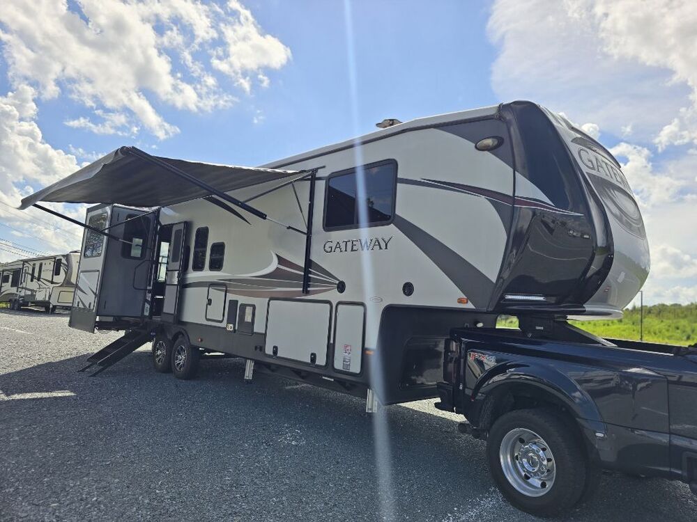 Photo of Rv