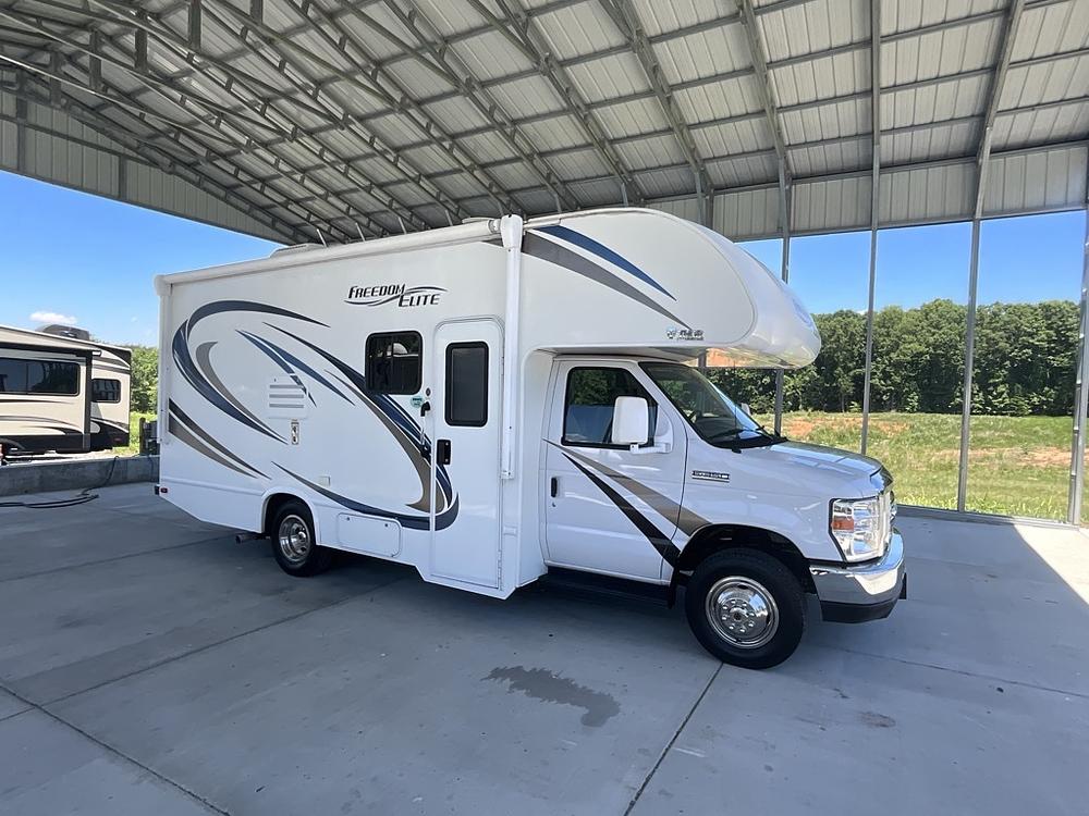 Photo of Rv