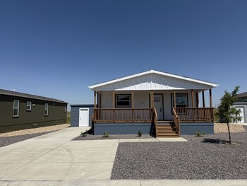 Thumbnail of mobile home