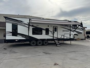Thumbnail of RV