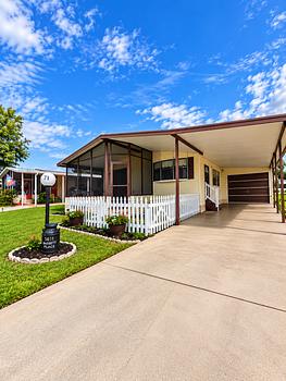 Thumbnail of mobile home