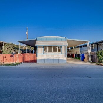 Thumbnail of mobile home
