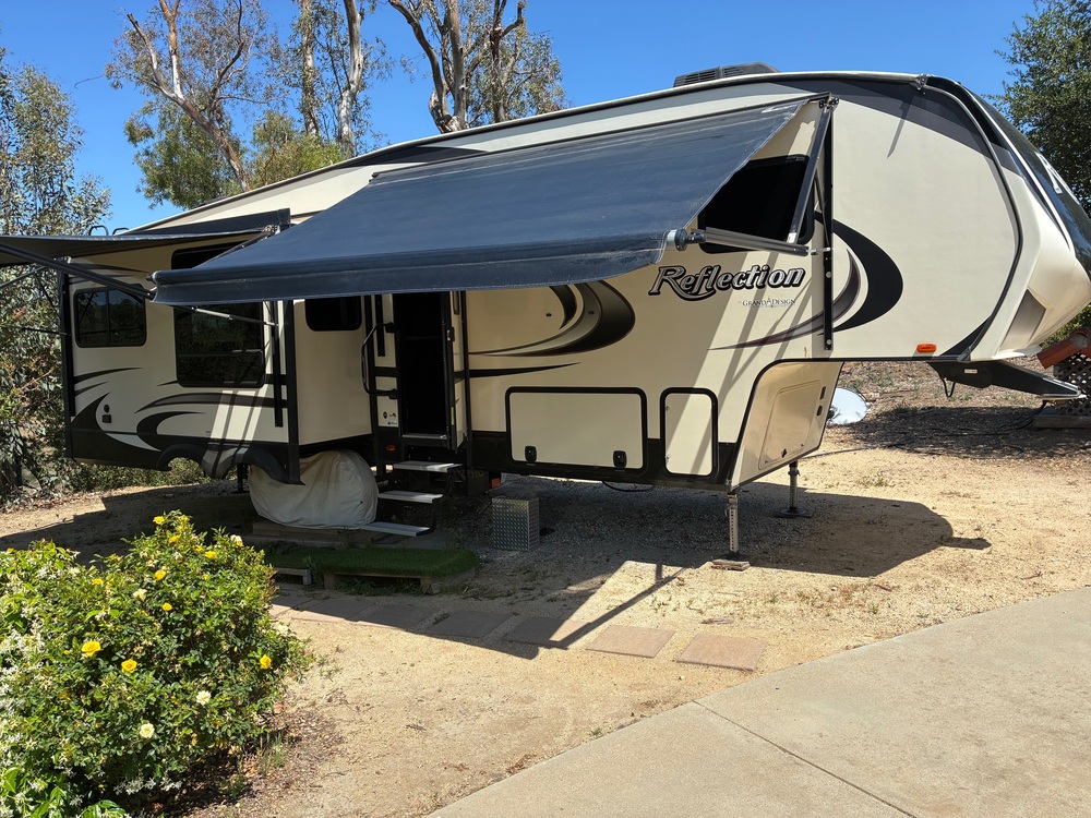 Photo of Rv