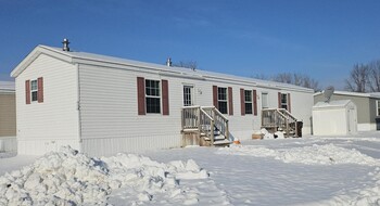 Thumbnail of mobile home