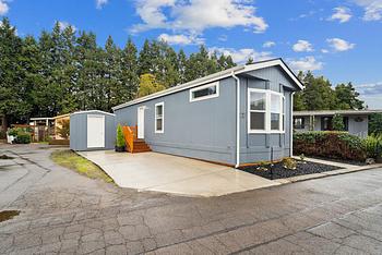 Thumbnail of mobile home