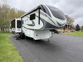 Photo of Rv