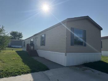 Thumbnail of mobile home