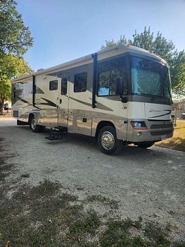 Thumbnail of RV