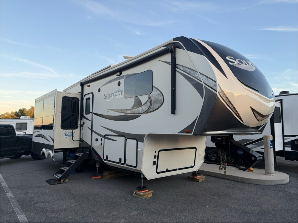 Photo of Rv