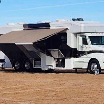 Thumbnail of RV