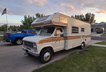 Thumbnail of RV