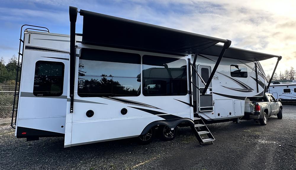 Photo of Rv