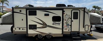 Thumbnail of RV