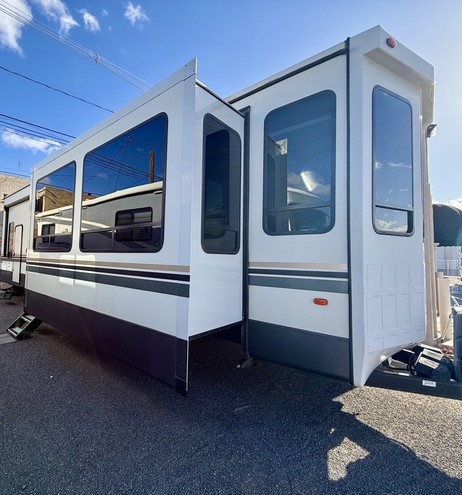 Photo of Rv