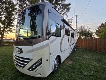 Thumbnail of RV