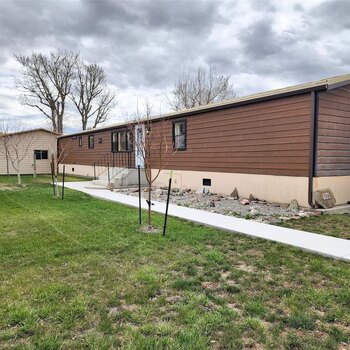 Thumbnail of mobile home