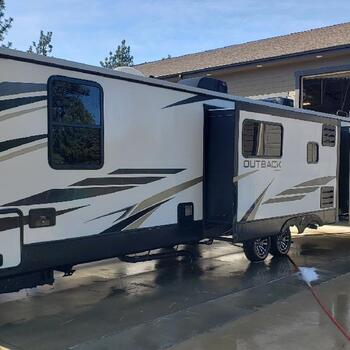 Thumbnail of RV