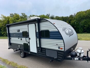 Thumbnail of RV