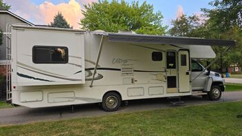 Thumbnail of RV
