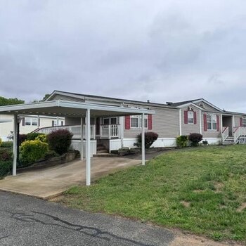 Thumbnail of mobile home