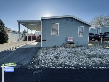 Thumbnail of mobile home