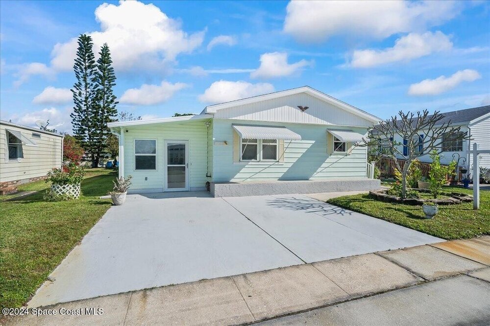 Photo of Mobile Home