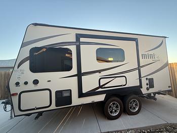 Thumbnail of RV