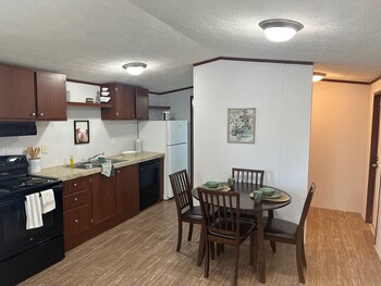 Photo of Low price on used 3 bedroom 2 bathroom