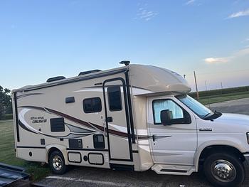 Thumbnail of RV