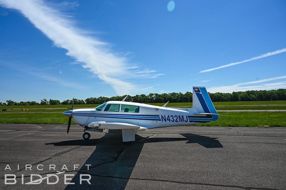 N432MJ-2.jpg