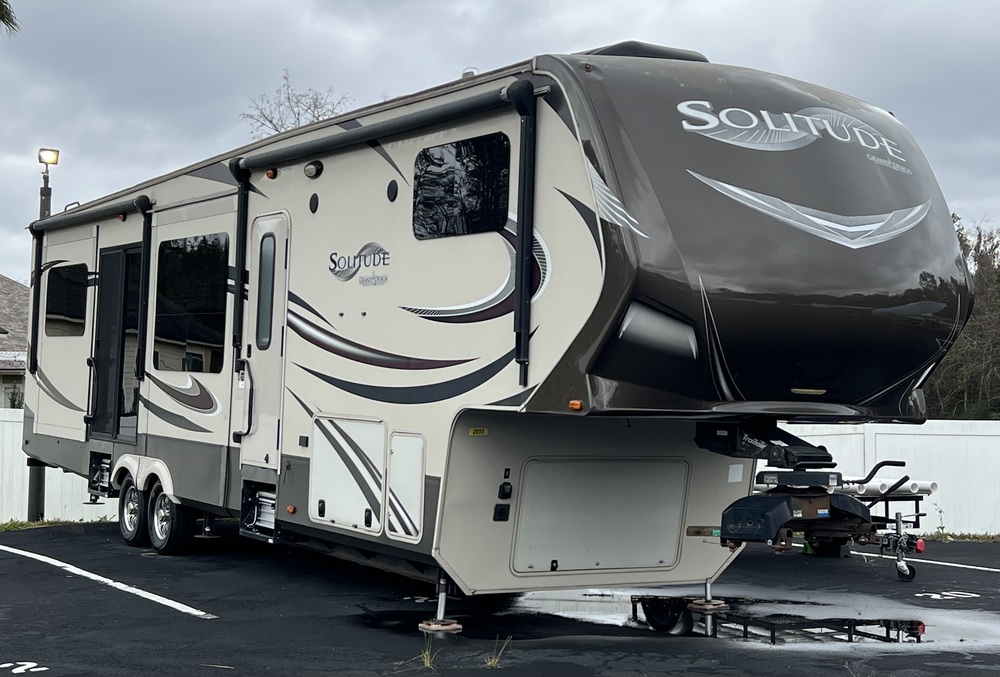 Photo of Rv