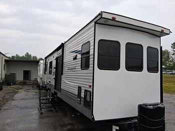 Thumbnail of RV