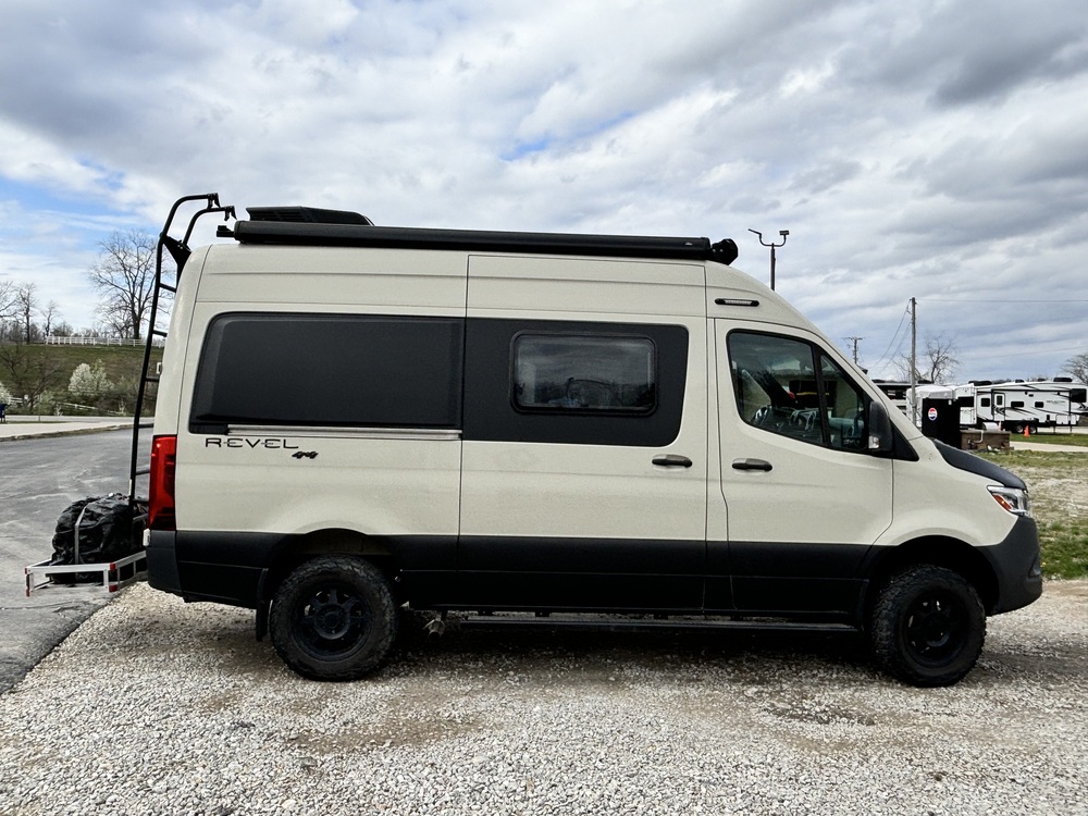Photo of Rv
