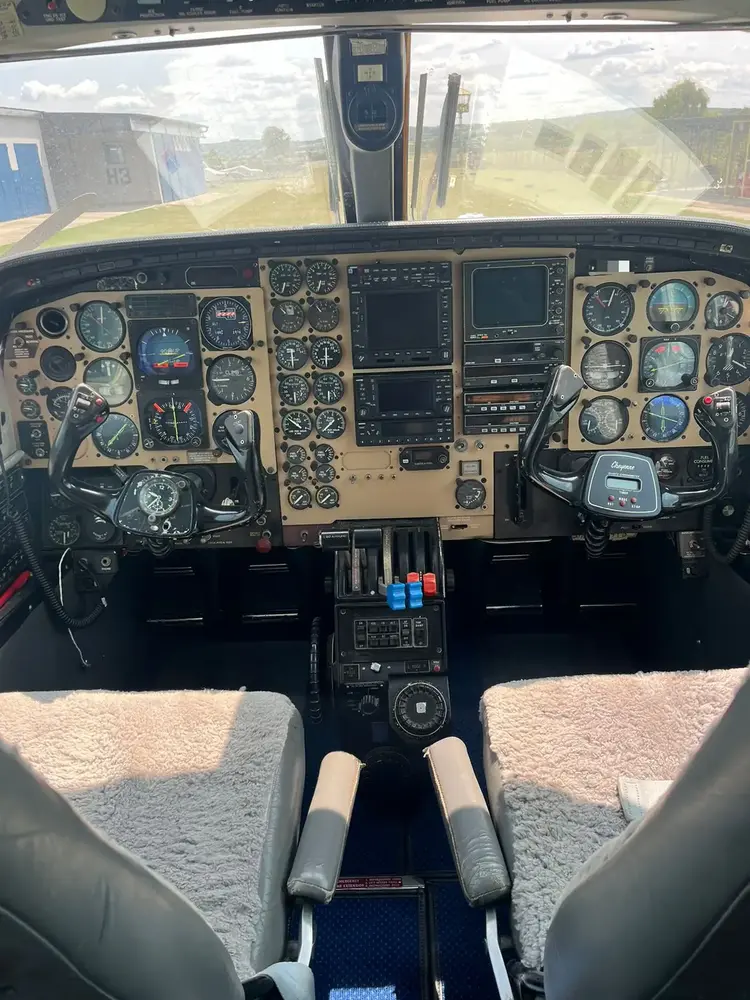 7289/piper-pa-31t-cheyenne-i-1983-flightmarket-id-7289-40213.webp