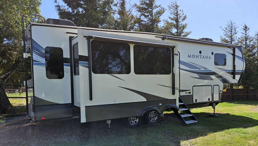 Photo of Rv