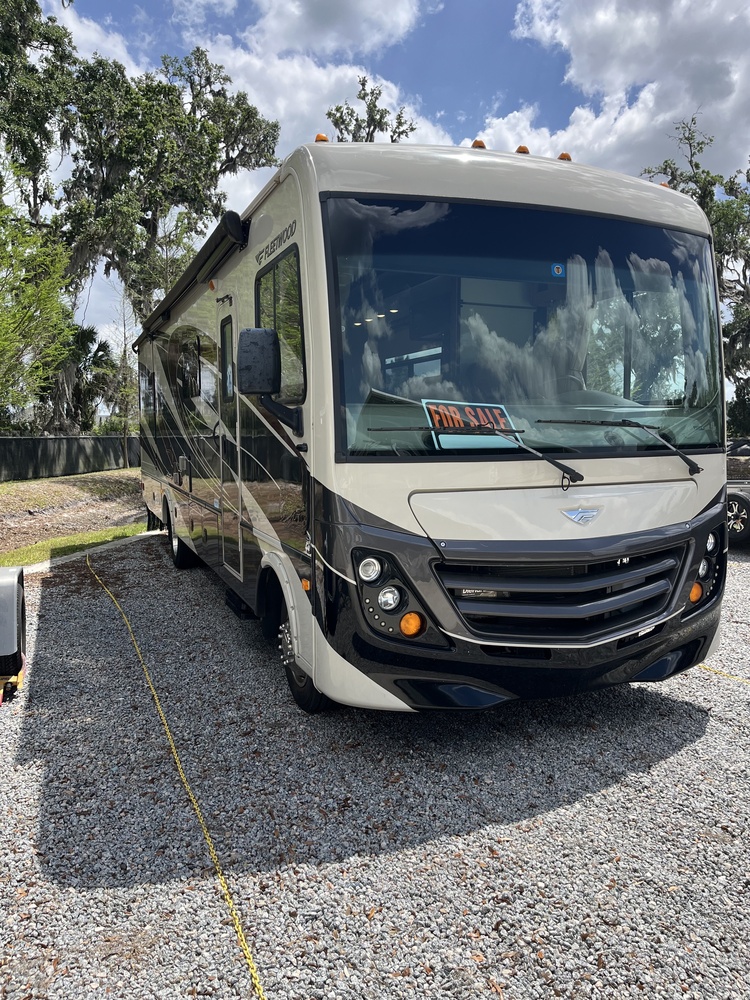 Photo of Rv
