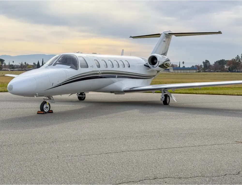 7526/cessna-citation-cj2-2002-flightmarket-id-7526-23060.webp