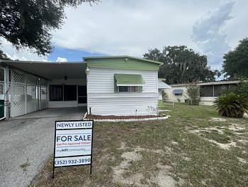 Thumbnail of mobile home