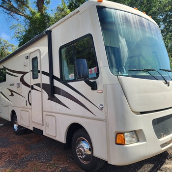 Thumbnail of RV