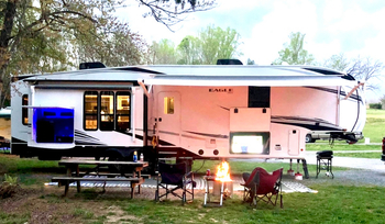 Thumbnail of RV
