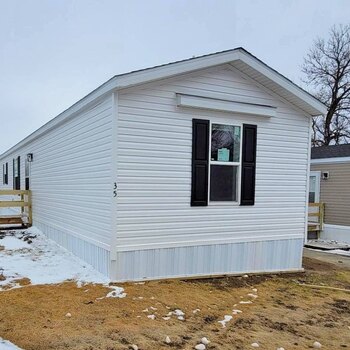 Thumbnail of mobile home