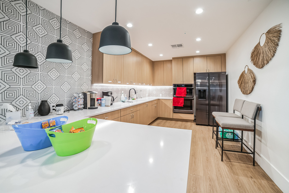 2048x1365 2050 S Magic Way  Henderson  NV 89002  USA SatApr2720241714193453328.JPG