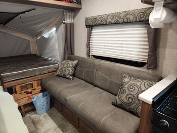 Thumbnail of RV