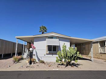 Thumbnail of mobile home