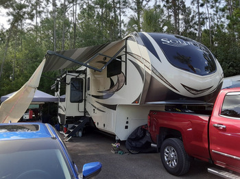 Thumbnail of RV