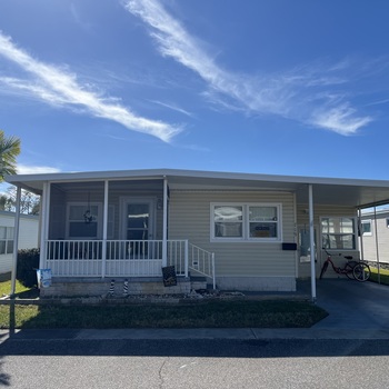 Photo of Cozy 2 Bed/2 Bath with Enclosed Air-Conditioned Porch