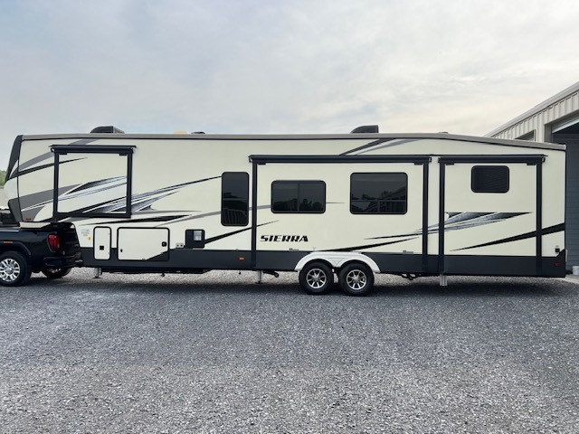 Photo of Rv