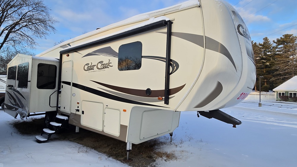 Photo of Rv