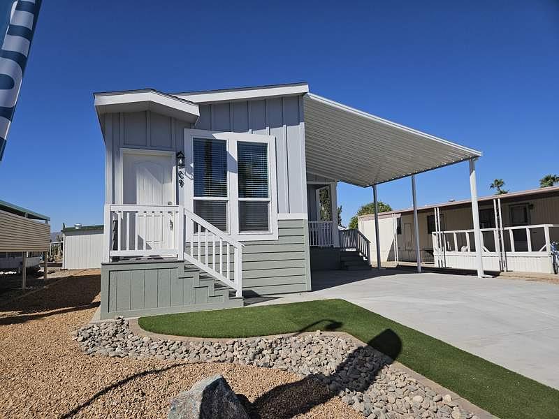 Photo of Mobile Home